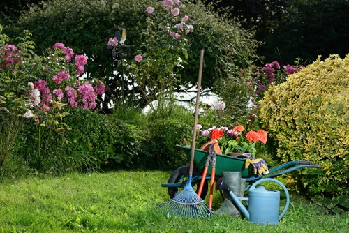 Load-based and cubic-yard gardening rates in Westcombe Park